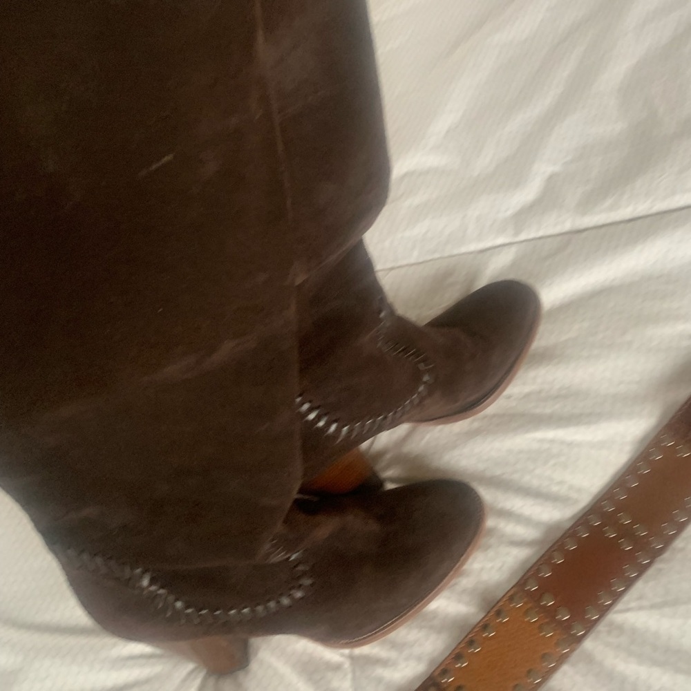 MICHAEL KORS knee high brown suede boots